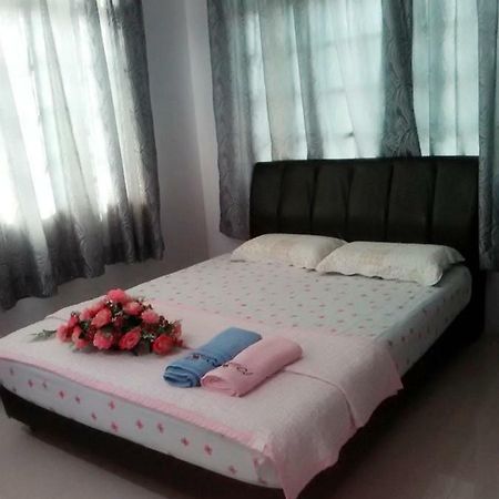 Penginapan Mycj - Roomstay Куала Теренгану Екстериор снимка