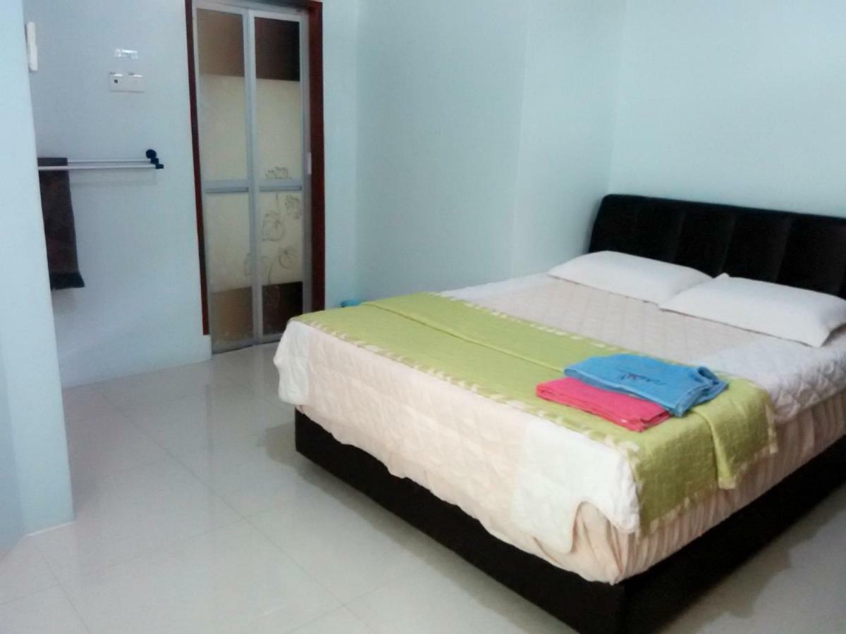 Penginapan Mycj - Roomstay Куала Теренгану Екстериор снимка