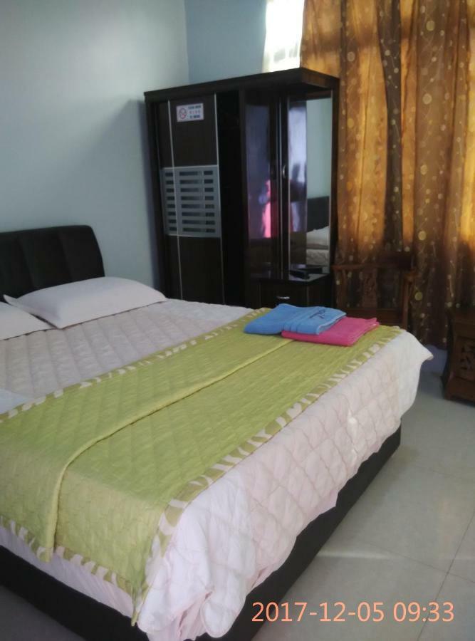Penginapan Mycj - Roomstay Куала Теренгану Екстериор снимка